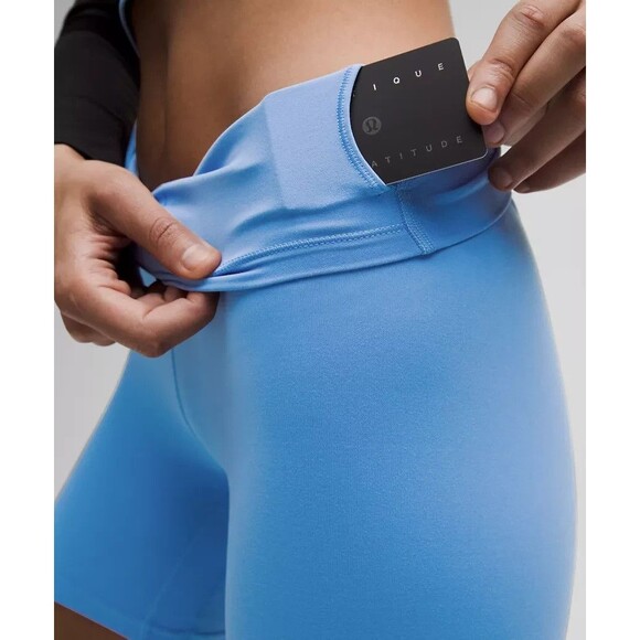 Lululemon Womens Size 6 Align High-Rise Green Short 4, Year 2024 - Picture 3 of 13